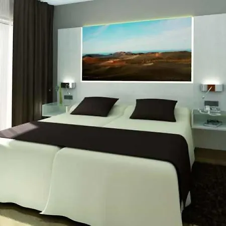 Lopez Paradise Island Hotel 4*